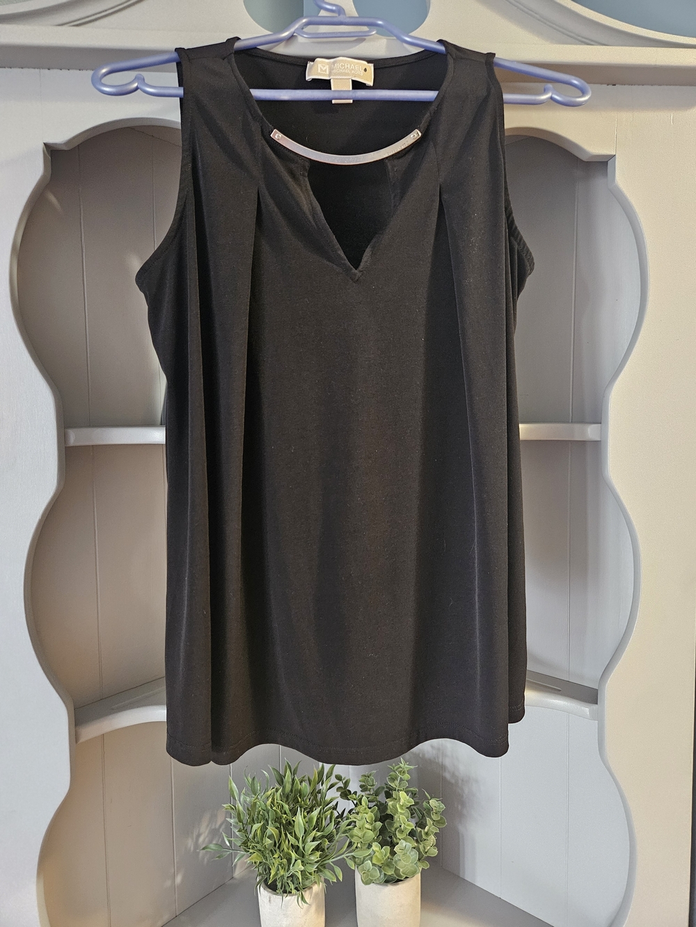 Michael Kors Black V-Neck Sleeveless Tank